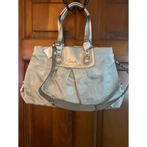 NWT Coach Large Signature C Shoulder Bag Grey Silver Handbag MSRP $395 Authentic